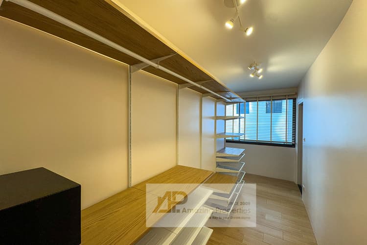 2-bedroom-Le-premier-23-(12)-1702.jpg