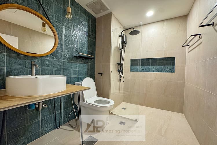 2-bedroom-Le-premier-23-(15)-3686.jpg