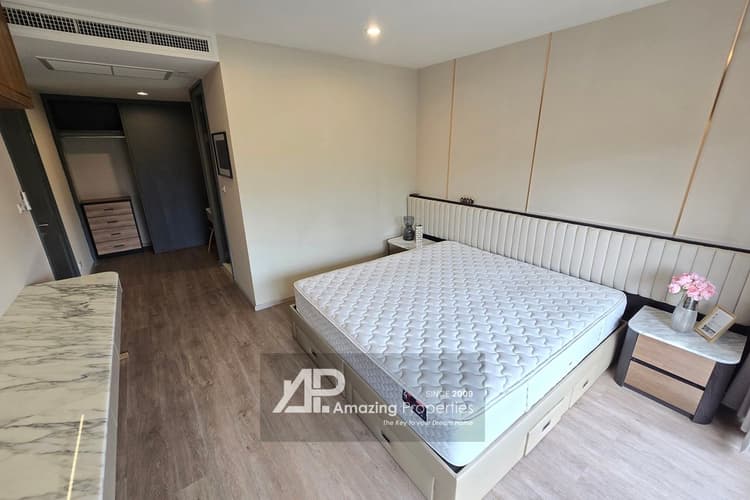2-bedroom-Noble-Above-14-1121.jpg
