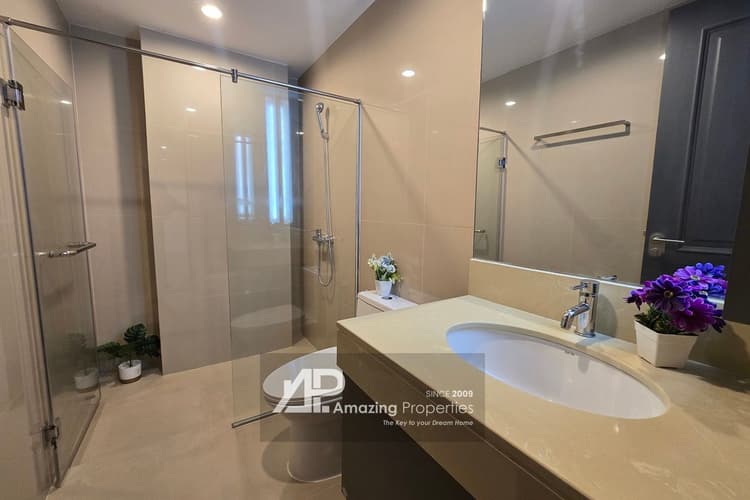 2-bedroom-Noble-Above-15-2178.jpg