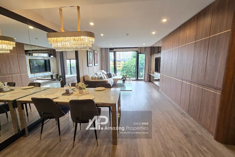 2-bedroom-Noble-Above-18-1780.jpg