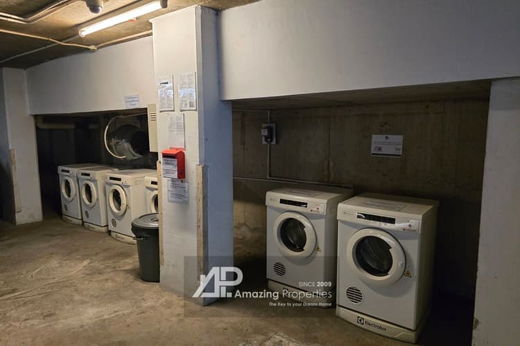 O2-Hip-Condo-13-1121.jpeg