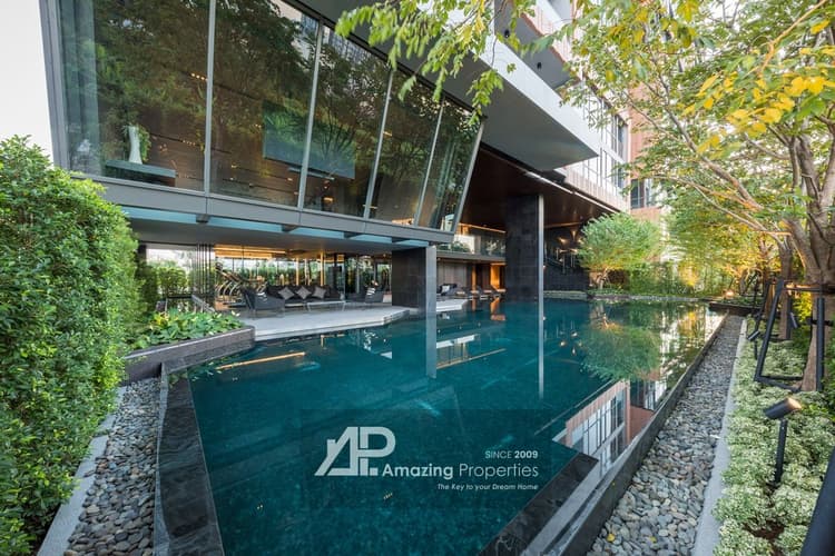 The-Room-Sukhumvit-38-24-4110.jpeg