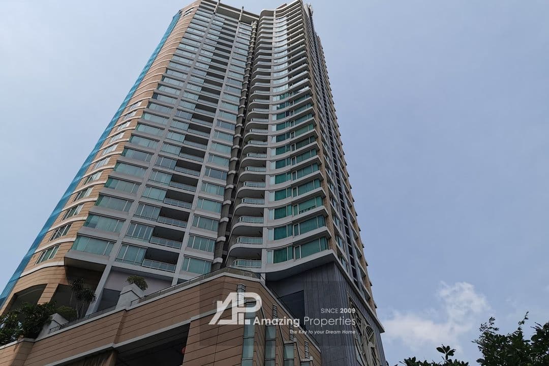 The Infinity Condominium Sathorn – Condo near BTS Chong Nonsi